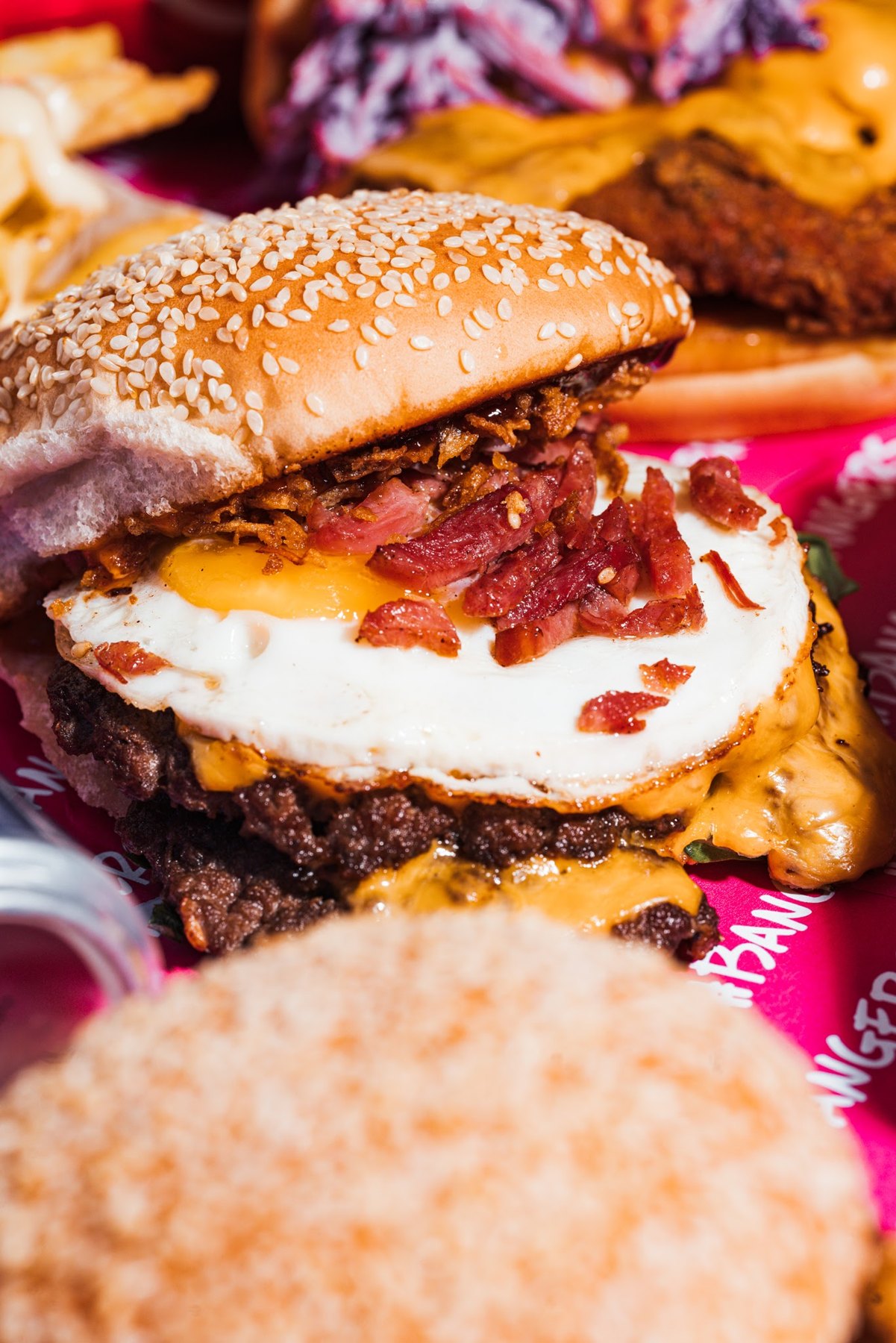 Burger beef smashé œuf et bacon #HASHTAG BANGERS